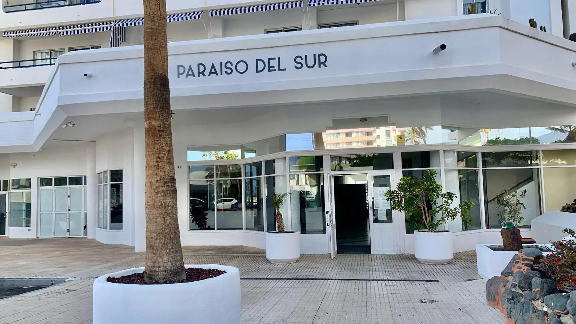 El Paraiso De Anavemar プラヤ・パライソ 0*,